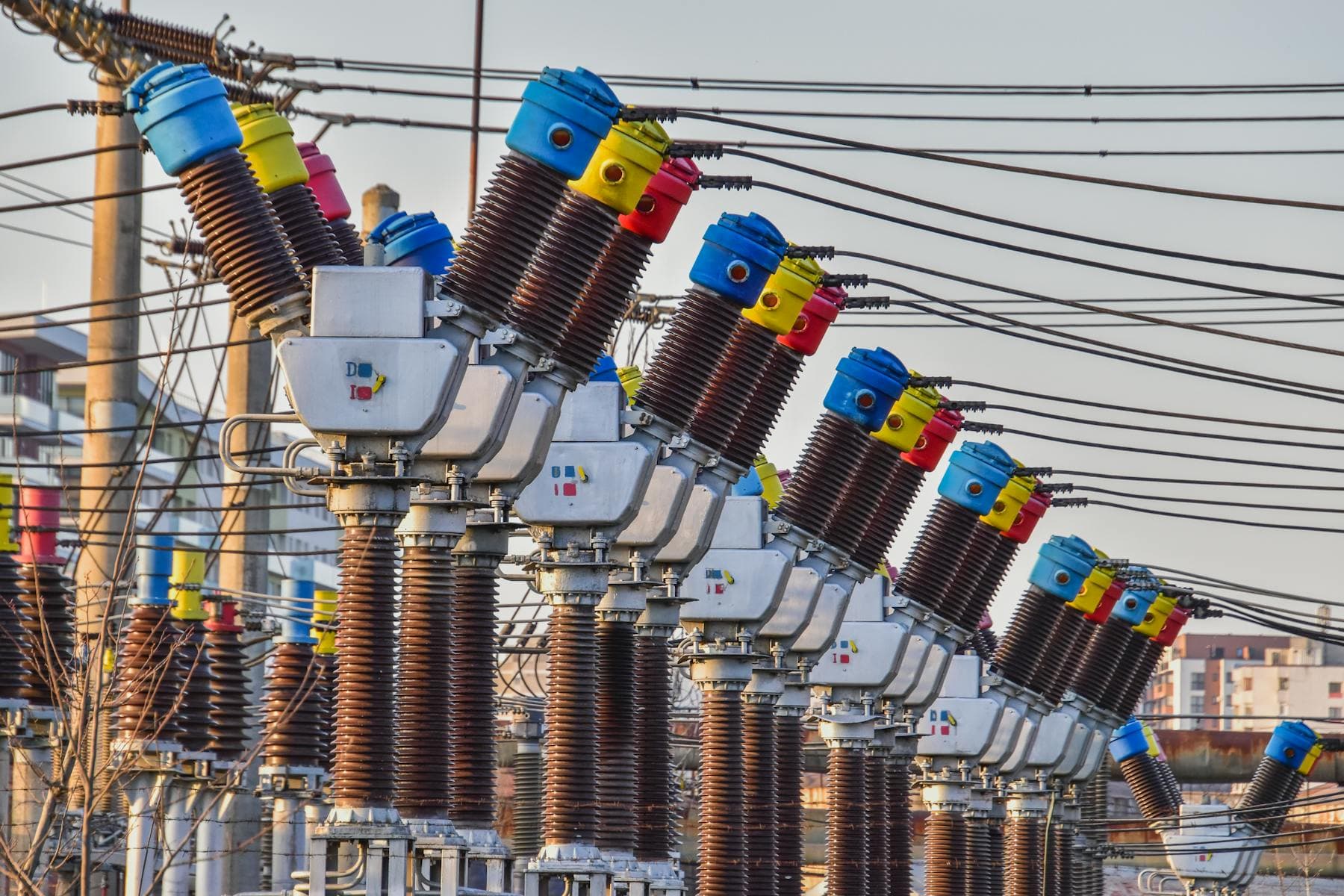 High voltage testing instruments for transformer measurement