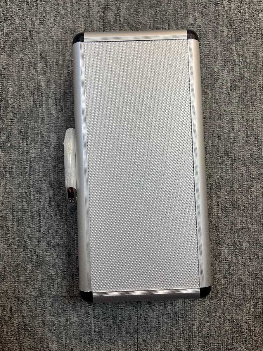 Portable SF6 leak detector for gas insulated switchgear maintenance
